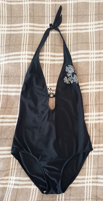 🩱Maillot de Bain Noir Échancré - Taille 38