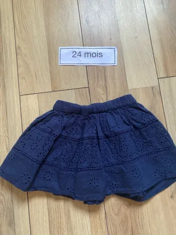 Jupe dentelle doublée