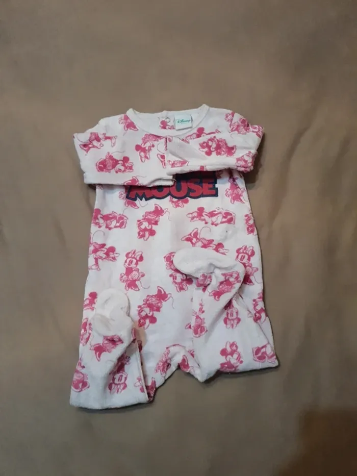 Pyjama 6mois - photo numéro 2