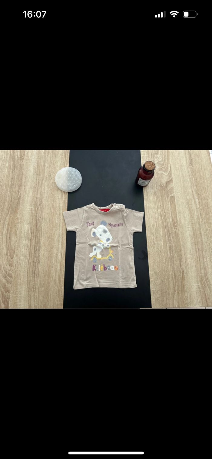 Lot de 7 tee-shirts et 1 salopette - photo numéro 7