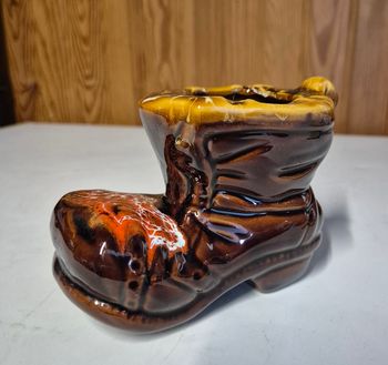 Céramique Vallauris décorative en forme de botte marron
