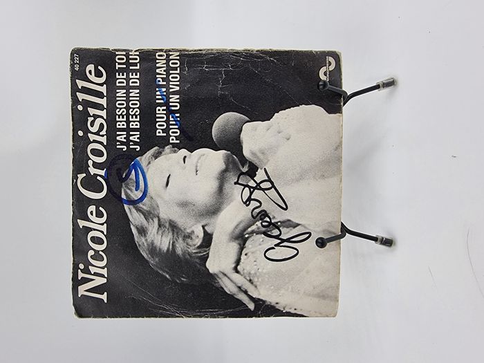 Vinyle 45 tours Nicole Croisille : J’ai besoin de toi, j’ai besoin de lui (pour un Piano...)