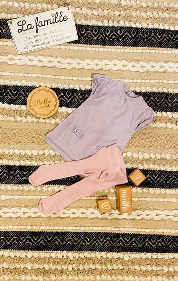 Ensemble petite robe et collants