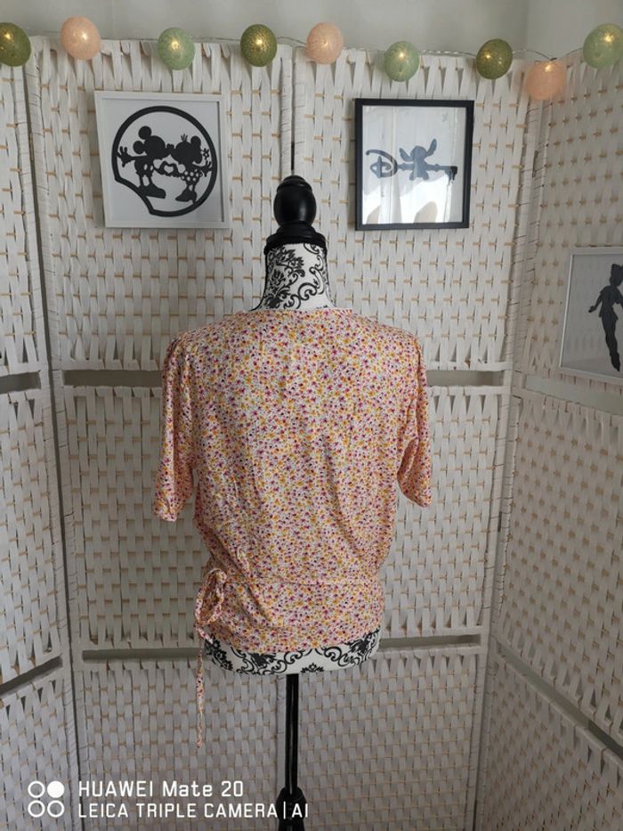 💕Jolie Blouse cache-cœur fleurie Etam - femme TXl / 42 💕 - photo numéro 2