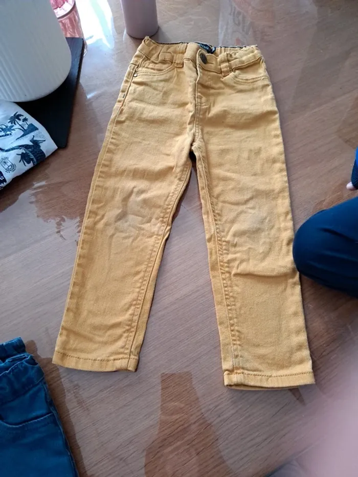 2 jeans 3 ans - photo numéro 3