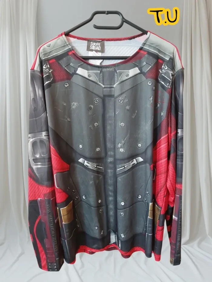 T shirt manche longue T.U suicide squad neuf