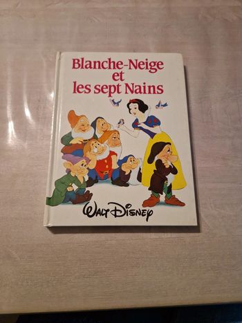 Blanche neige et les 7 nains