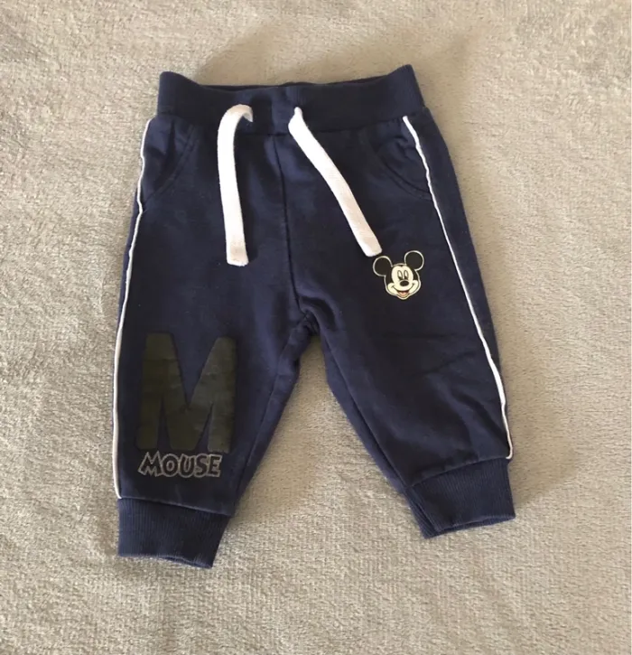 Jogging mickey