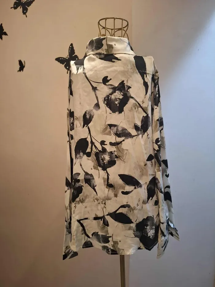 Chemise fleurie - photo numéro 3