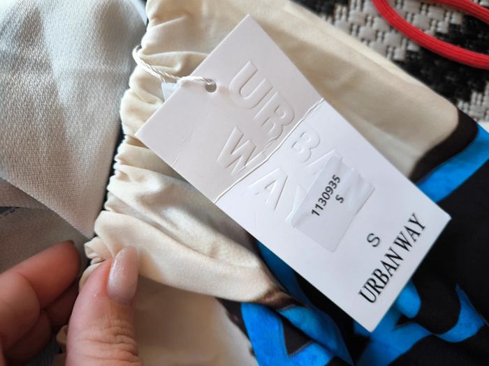 Jupe mi longue avec imprimé fleurs taille S 36 neuve - photo numéro 4