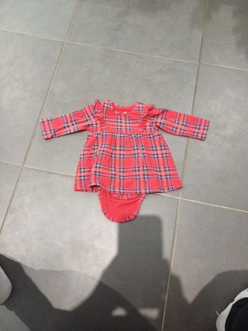 Robe avec body intégré h&m taille 1/2 mois 56cm
