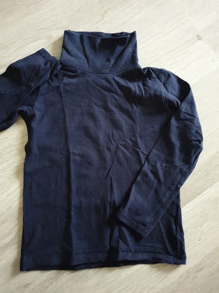Sous-pull bleu marine 8 ans - photo numéro 2
