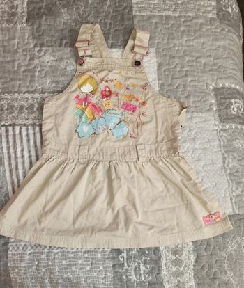 Robe beige taille 24 mois