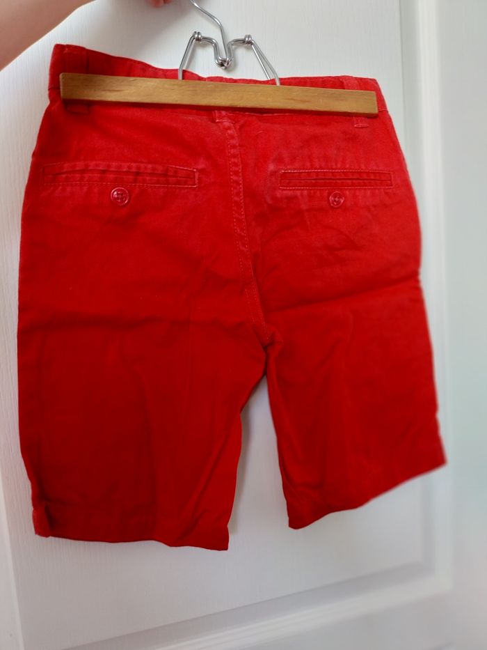 Bermuda rouge - photo numéro 2