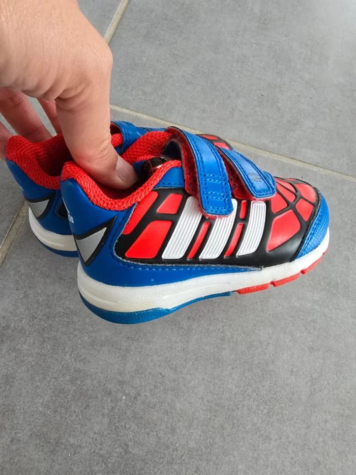 Basket Adidas spiderman - photo numéro 4