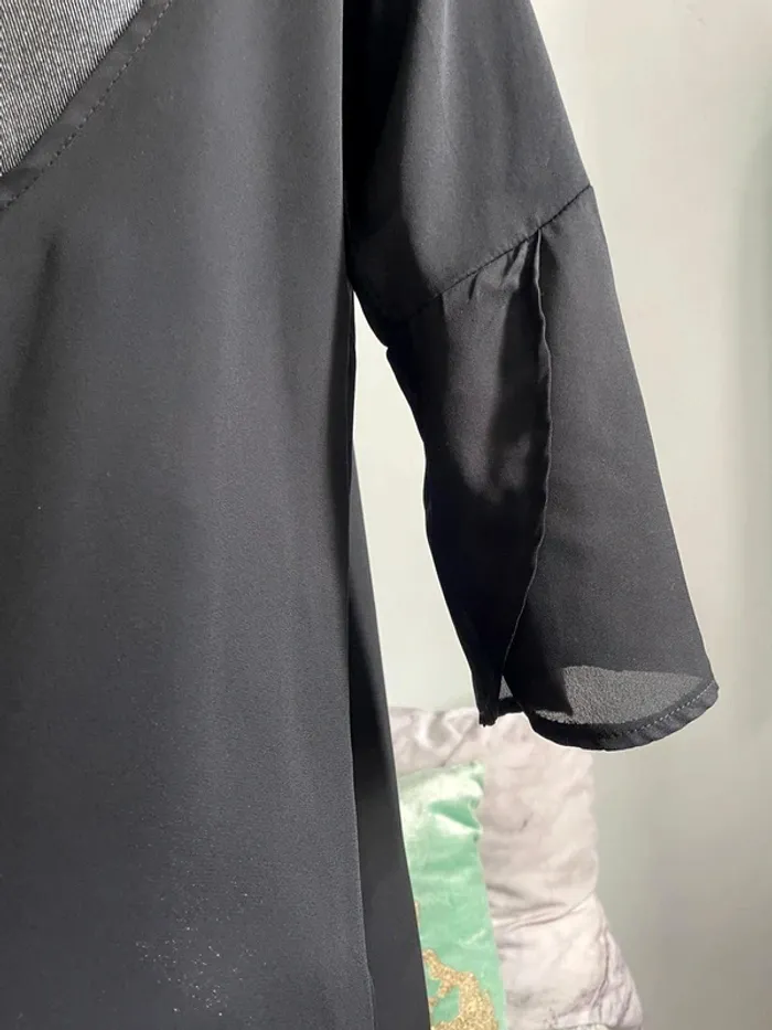 Blouse dos nu. - photo numéro 4