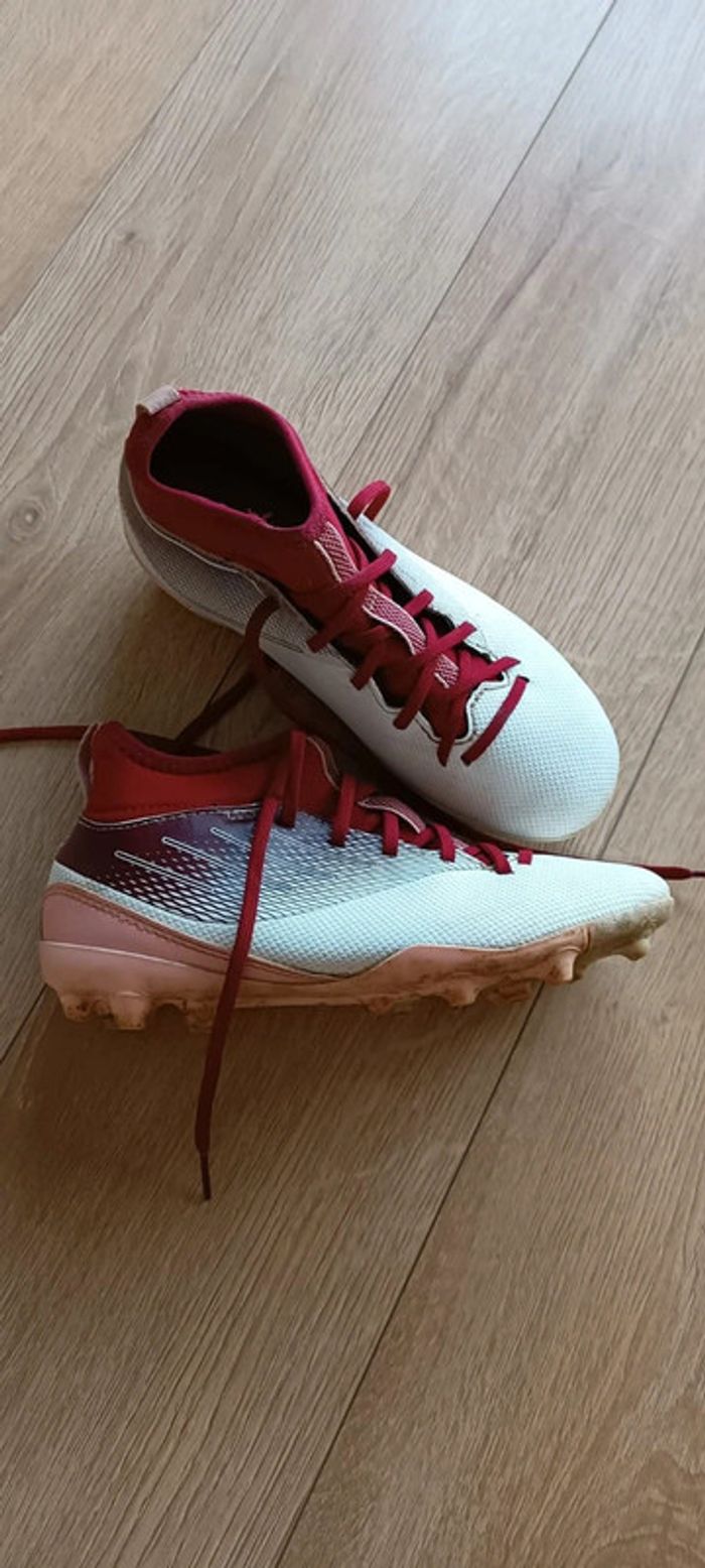 Lot pour foot crampons chaussettes protège tibia - photo numéro 2