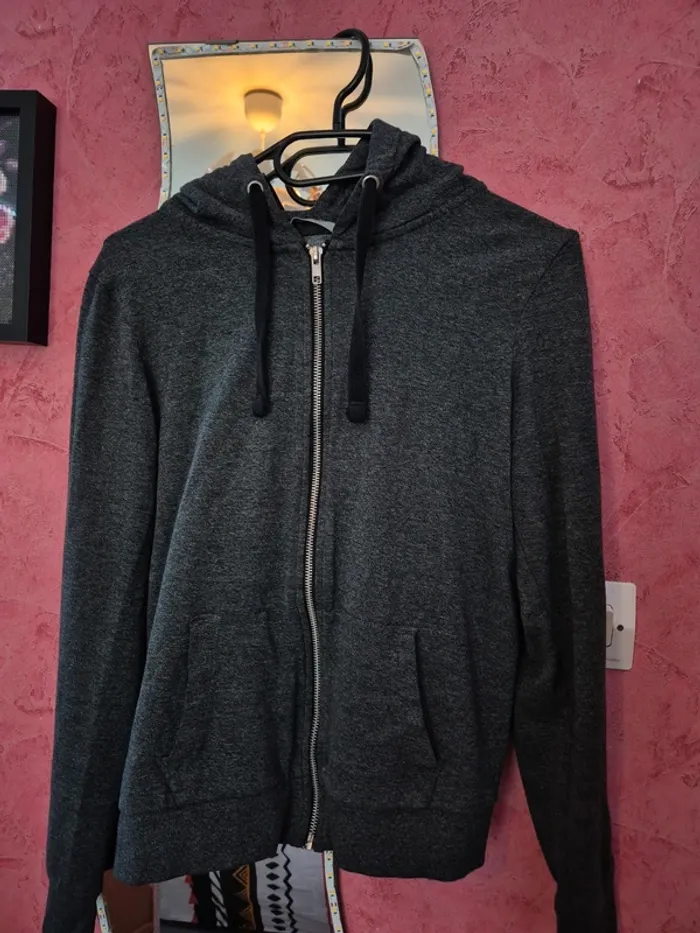 Veste à capuche - photo numéro 3