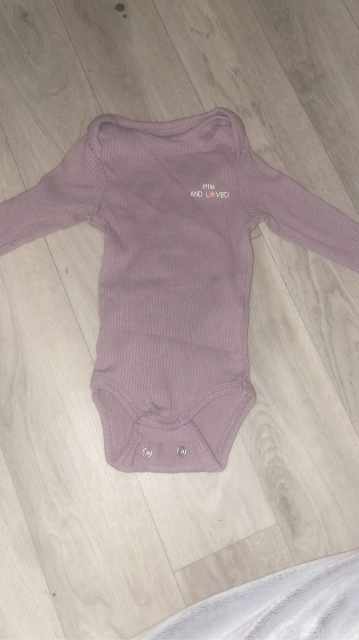 Lot bodies fille - photo numéro 2