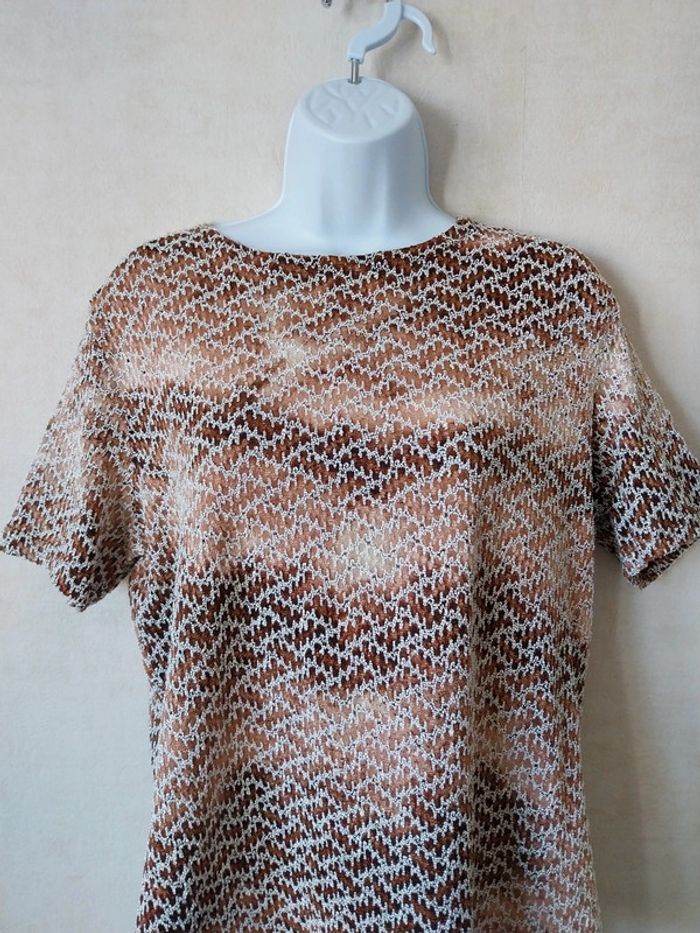 Superbe tee shirt Taille 46 - photo numéro 2