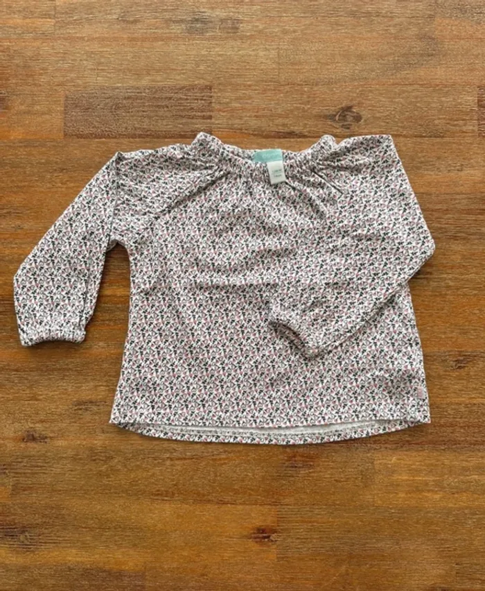 Lot vêtement fille 12 mois - photo numéro 5