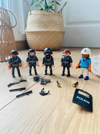 Lot playmobil Policier