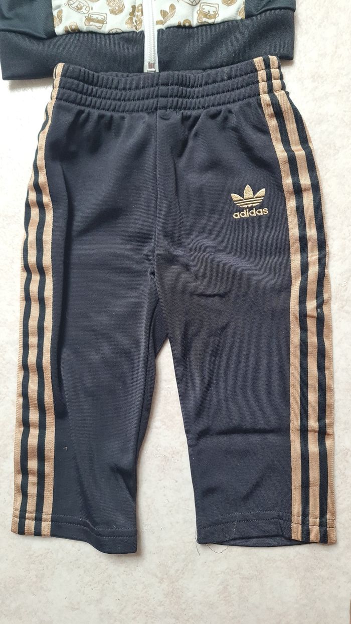 Survetement adidas 12 mois - photo numéro 3