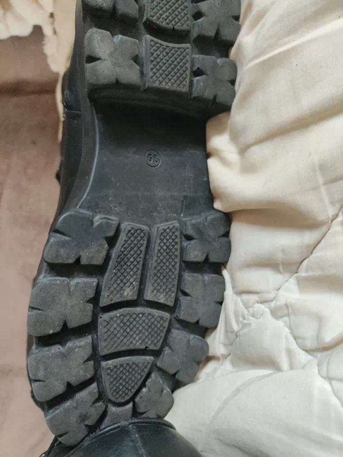Botte lacet taille 39 - photo numéro 4