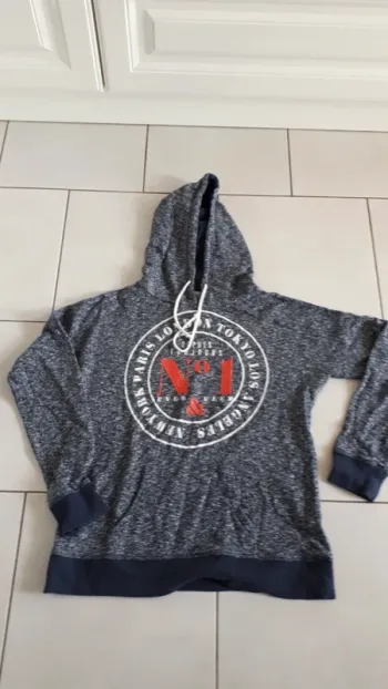 Sweat"cache cache" taille 1