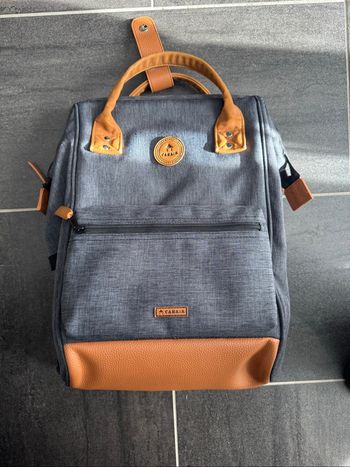 Sac cabaïa gris foncé et marron