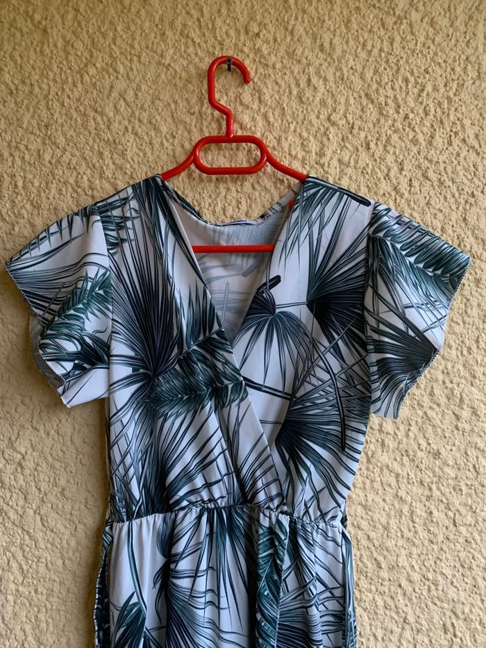 Robe longue ouverte Armonias taille 36 - photo numéro 2