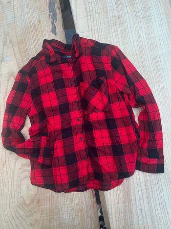 Chemise 10 ans in extenso rouge et noir garçon manches longues