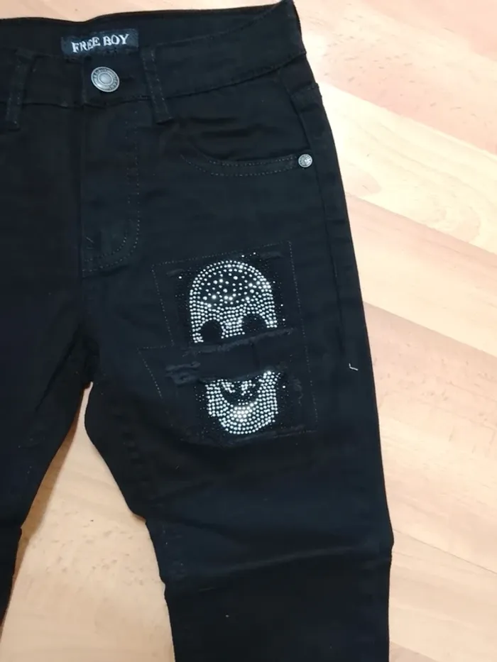 Jeans 8 ans - photo numéro 2
