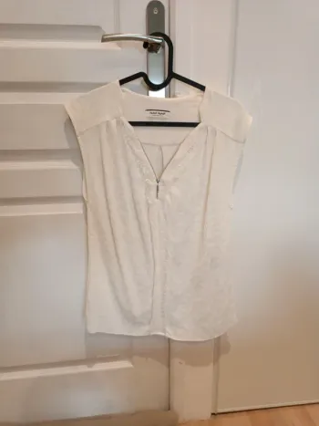 Haut taille 34
