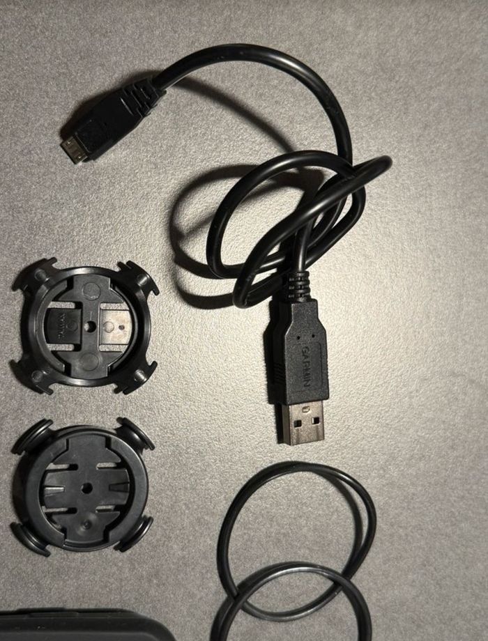 Garmin EDGE 1040 GPS - photo numéro 2