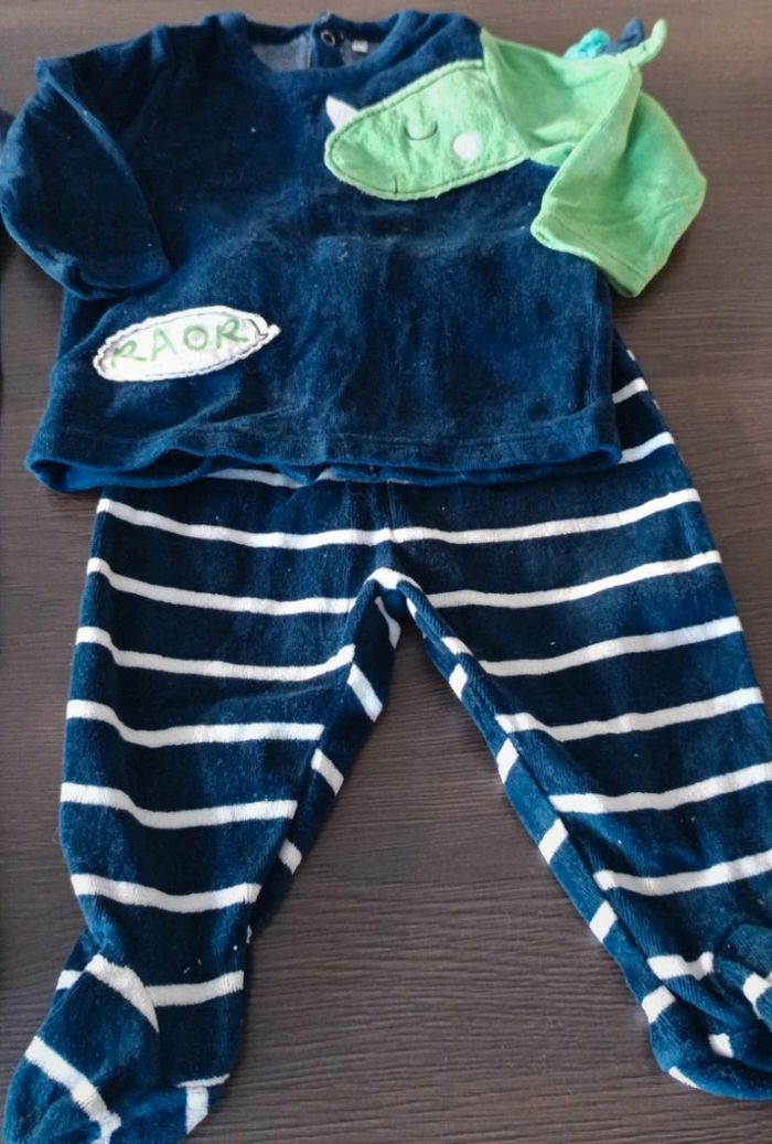 Lot vêtements garçon 9 mois - photo numéro 9