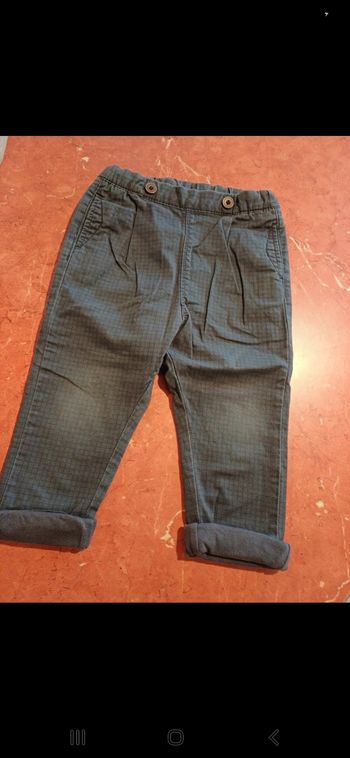 Pantalon garçon taille 24 mois
