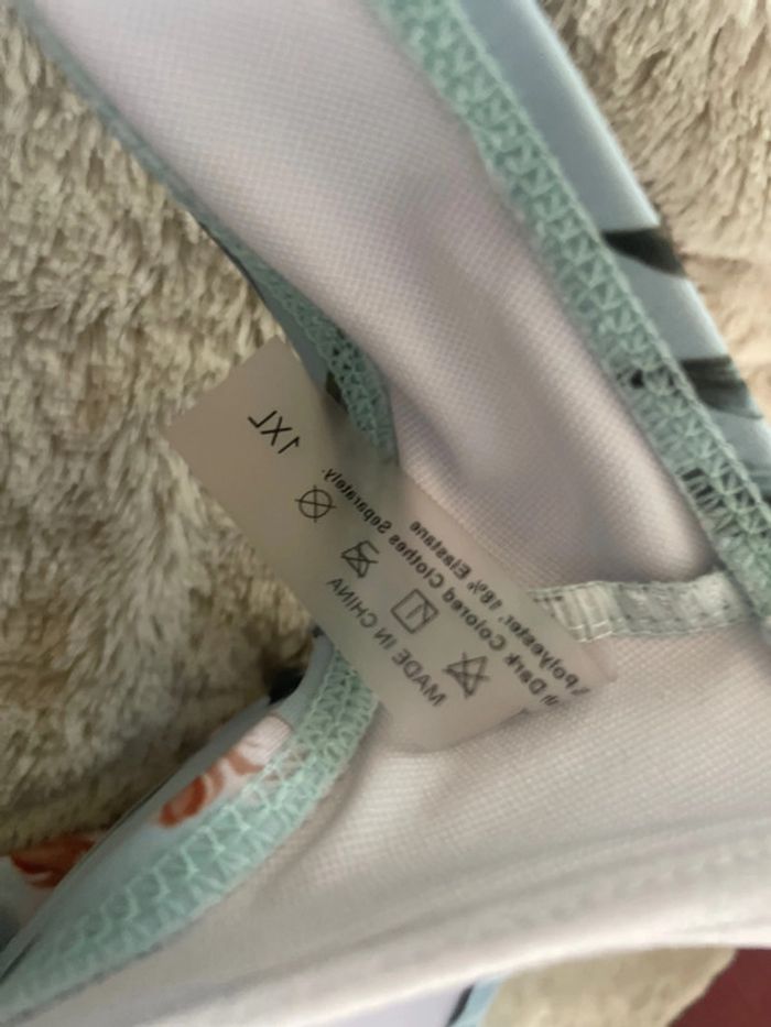 Maillot de bain NEUF - photo numéro 7