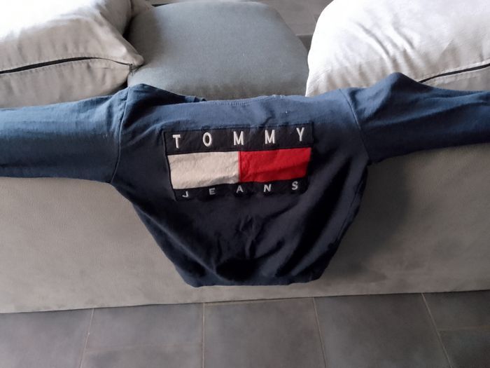 Pull Tommy Hilfiger taille M - photo numéro 2