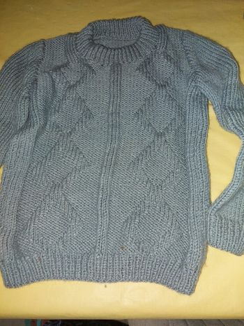 Pull tricoté