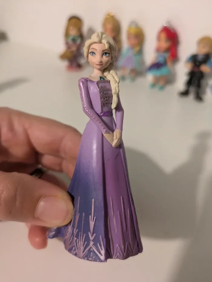 Lot de princesses Disney - photo numéro 5