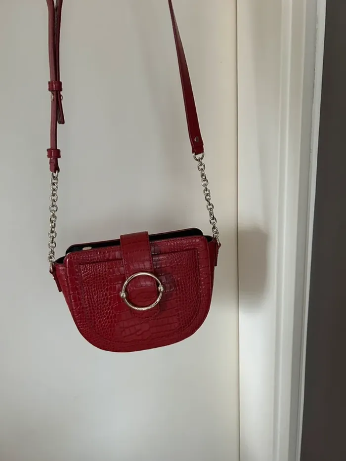 Claudie Pierlot, sac en cuir rouge - photo numéro 10