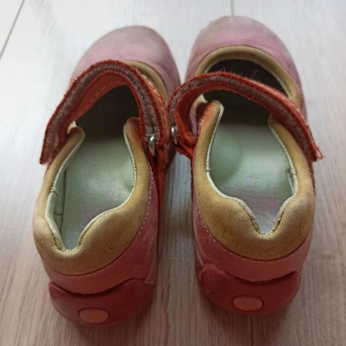 chaussures roses fille Kickers pointure 28 - photo numéro 5
