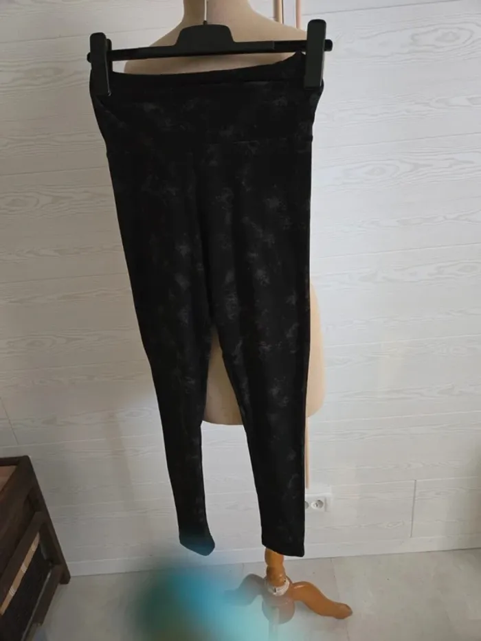 Leggings taille haute 36 et 38 neuf - photo numéro 3