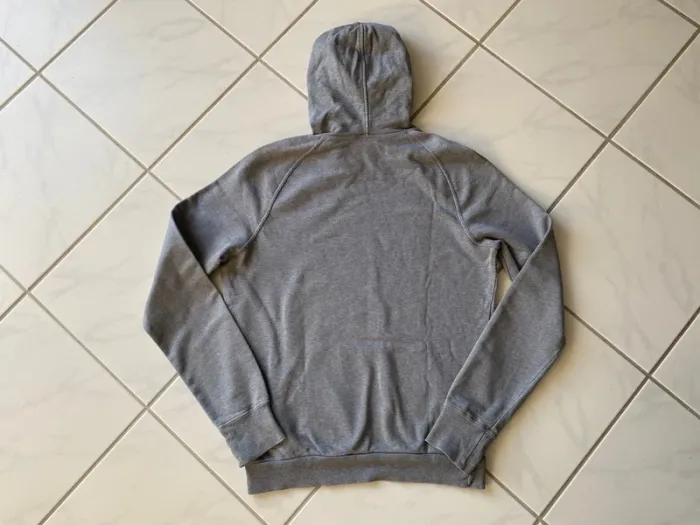 Sweat à capuche Lacoste gris M – Logo brodé XXL – État impeccable - photo numéro 3