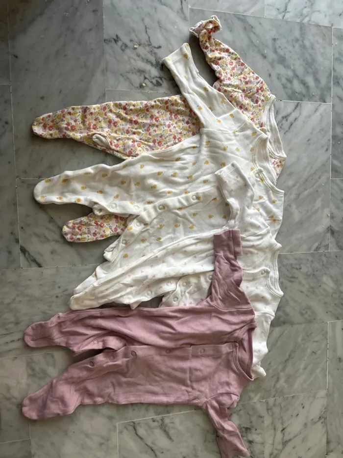 Lot pyjama bébé