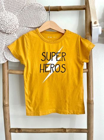 T shirt jaune gemo 4 ans