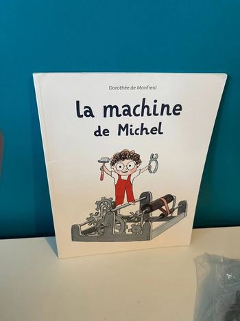 Livre école des loisirs la machine de Michel