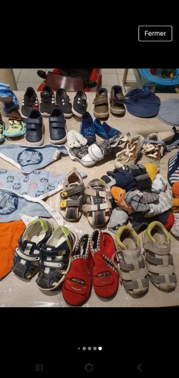 Lot chaussures et accessoires