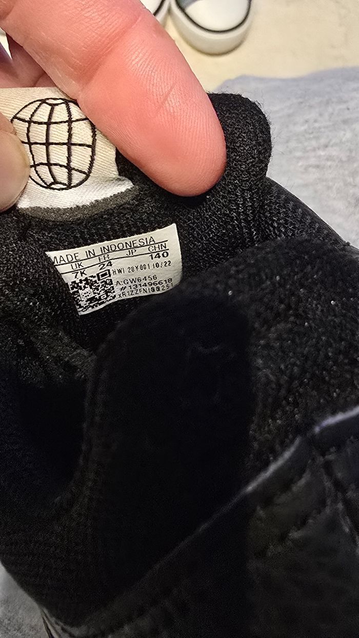 🥰💙🥰 superbe lot Baskets et sandales pointure 24 garçon 🥰💙💙💙 - photo numéro 9